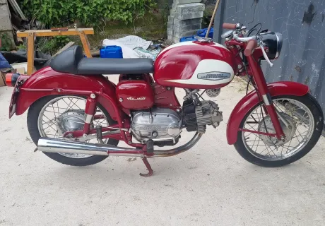 Aermacchi  250