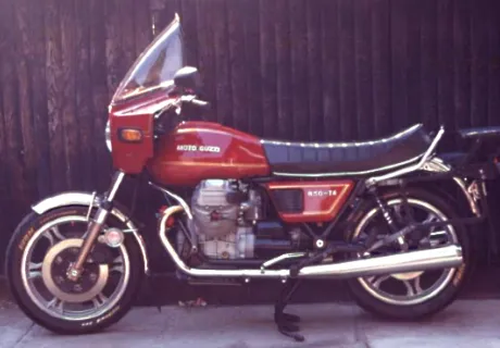 Moto Guzzi 850 T4