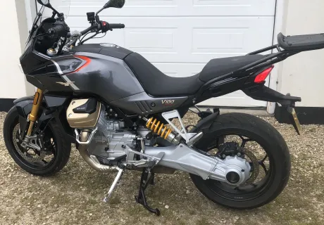 Mandello V100 S