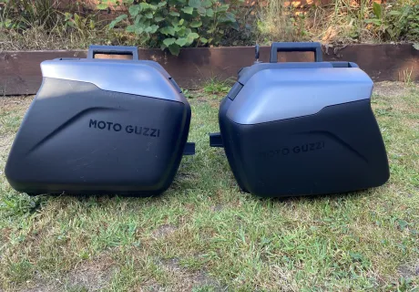 V 100 Mandello Accessories