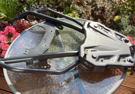 Givi Top Box Frame/Plate for V100 Man...