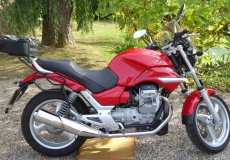 Moto Guzzi Breva 750, 2006