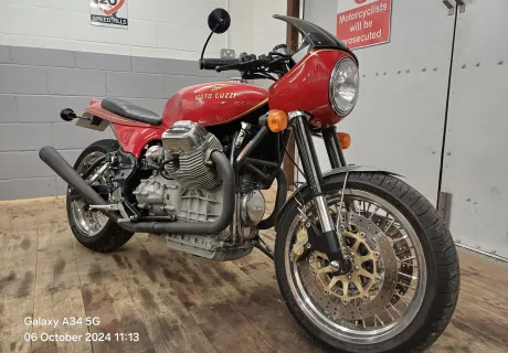 V11 Sport Cafe Racer