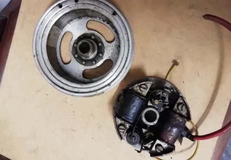 Guzzino magneto