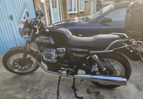 Moto Guzzi V7 Classic 750cc 2009