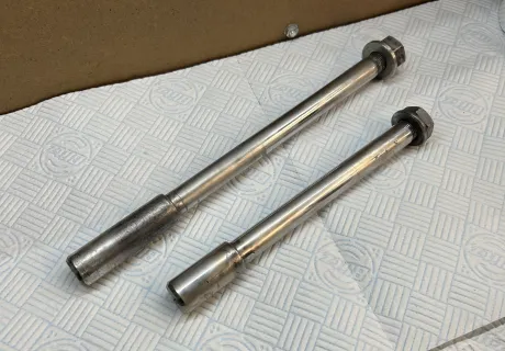 V50ii rear axle -used in good conditi...