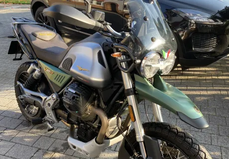 Moto Guzzi V85tt