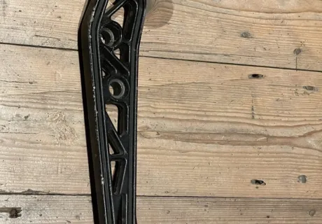 Lemans 4/5 footrest hanger