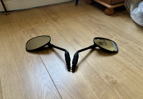 V7 850 Stone OEM mirrors - brand new