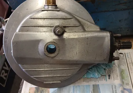 Ambassador 750 rear drive box 8/35