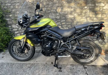 Triumph Tiger 800