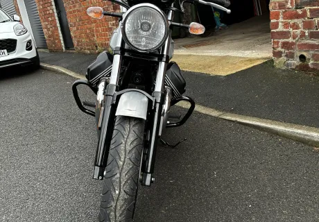 2021 Moto Guzzi V7 III Milano