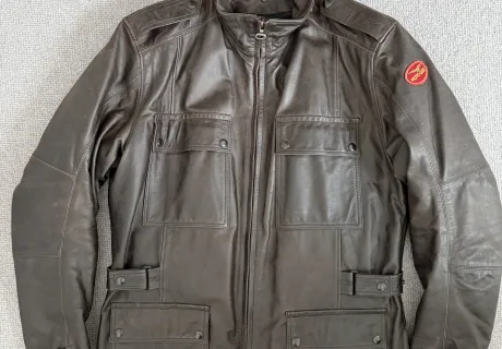 Moto Guzzi leather jacket made by Dai...
