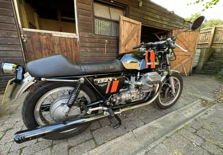 Moto Guzzi 750S