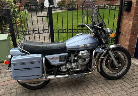 Moto Guzzi V1000 Convert - side stand...