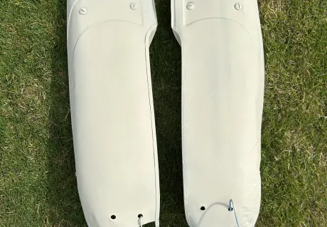 Lodola - leg shields - etch primed