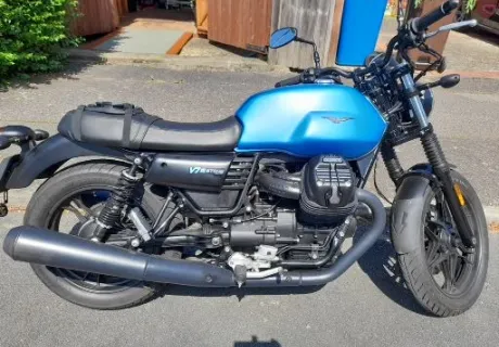 Moto guzzi V7 iii stone 2019 bargain ...